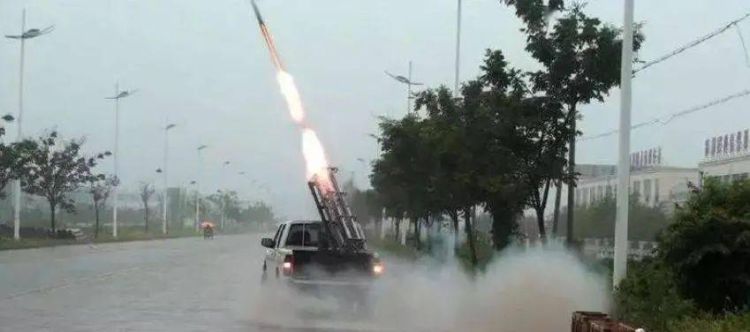 人工下雨是怎么下的?
，为什么人工降雨就会下雨？图2